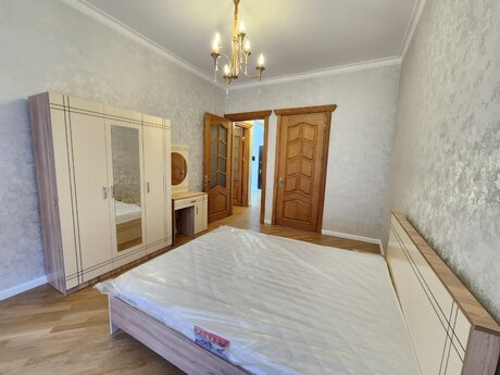 3-комн. новостройка - Насиминский  р. - 150 м²