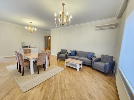 3-комн. новостройка - Насиминский  р. - 150 м²