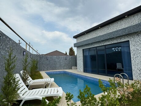 4 otaqlı həyət evi/bağ evi - Mərdəkan q. - 100 m²