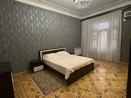 3 otaqlı köhnə tikili - İçəri Şəhər m. - 80 m²