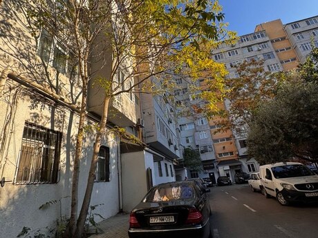Elan №5970524 - Bakı, Gənclik m., 2 otaqlı, 55 m², 3/10 mərtəbə
