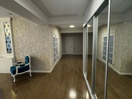 3 otaqlı yeni tikili - Badamdar q. - 130 m²