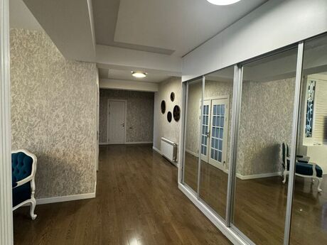 3 otaqlı yeni tikili - Badamdar q. - 130 m²