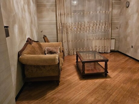 Elan №5970858 - Bakı, 8-ci mikrorayon q., 3 otaqlı, 75 m², 10/17 mərtəbə