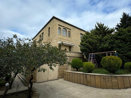 5 otaqlı həyət evi/bağ evi - Badamdar q. - 480 m²