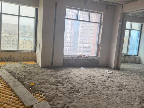 3-комн. новостройка - м. Низами - 169.8 м²