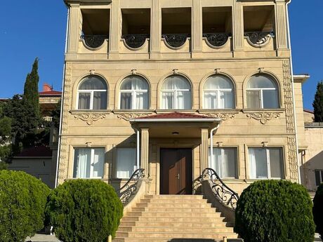15-комн. дом/дача - пос. Бадамдар - 800 м²