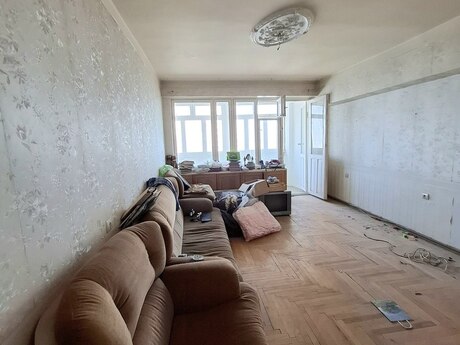 Объявление №5971252 - Баку, м. Элмляр Академиясы, 2-комн., 80 м², 9/9 этаж