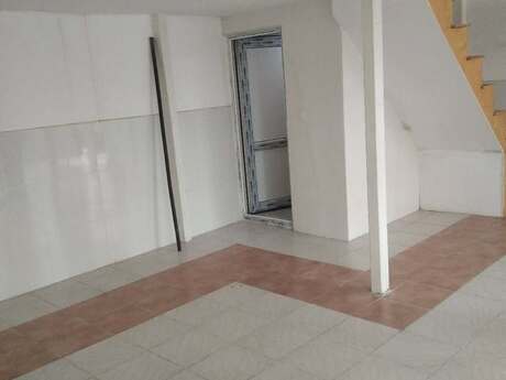 Obyekt - 8 Noyabr m. - 50 m²