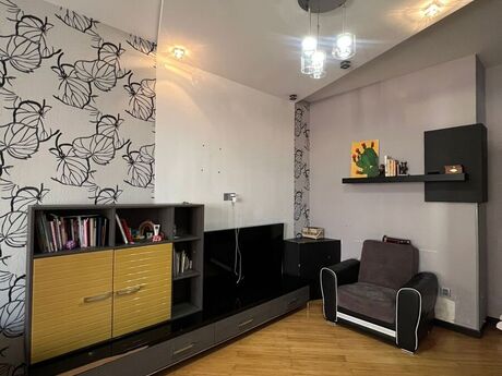 Elan №5971463 - Bakı, Şah İsmayıl Xətai m., 3 otaqlı, 93 m², 7/16 mərtəbə