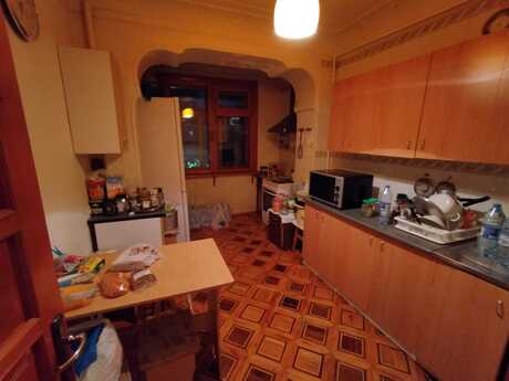 3 otaqlı köhnə tikili - Nəriman Nərimanov m. - 110 m²
