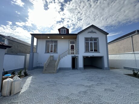 Satılır 4 otaqlı həyət evi/bağ evi 140 m², Savalan q.