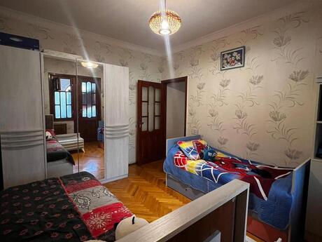 5 otaqlı köhnə tikili - Yeni Yasamal q. - 130 m²