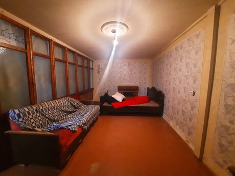 3-комн. вторичка - пос. 20-й участок - 70 м²