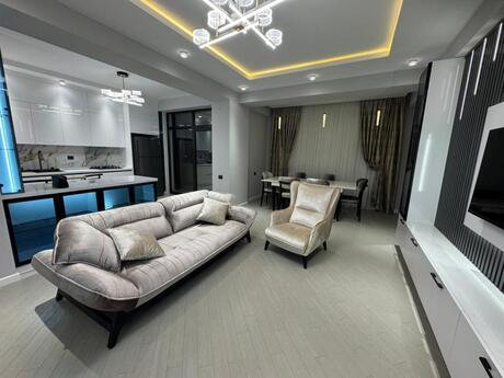 3 otaqlı mənzil, 126 m², Gənclik: 485 000 ₼ 2