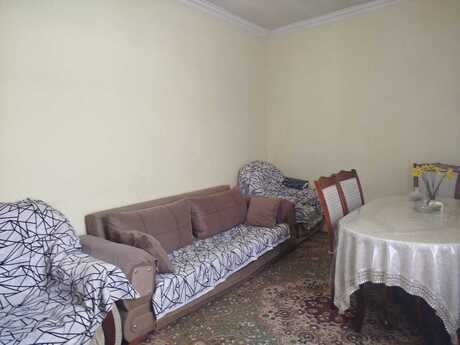 3 otaqlı həyət evi/bağ evi - Zabrat q. - 90 m²