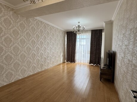 Elan №5972602 - Bakı, 20 Yanvar m., 2 otaqlı, 75 m², 8/18 mərtəbə