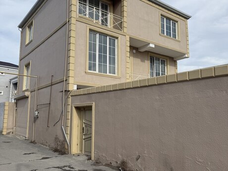 6 otaqlı həyət evi/bağ evi - Masazır q. - 240 m²