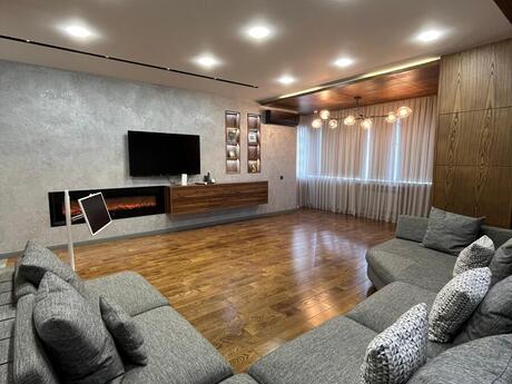 4 otaqlı yeni tikili - Şah İsmayıl Xətai m. - 185 m²