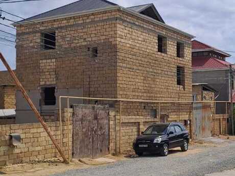Satılır 4 otaqlı həyət evi/bağ evi 185 m², Xocəsən m.