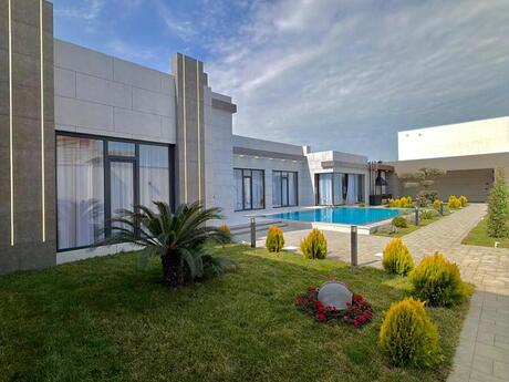 5 otaqlı həyət evi/bağ evi - Mərdəkan q. - 270 m²