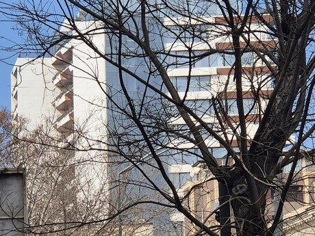 4 otaqlı mənzil, 220 m², 28 May: 550 000 ₼ 2