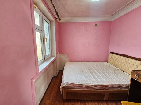 2 otaqlı köhnə tikili - Elmlər Akademiyası m. - 35 m²