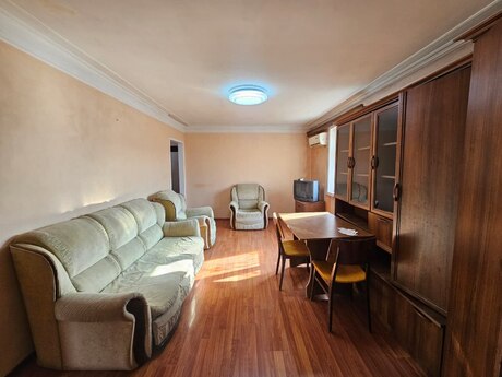 2 otaqlı köhnə tikili - Elmlər Akademiyası m. - 35 m²