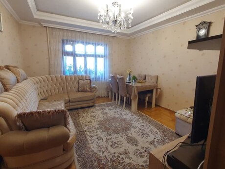 Elan №5973212 - Bakı, Xalqlar Dostluğu m., 3 otaqlı, 85 m², 4/9 mərtəbə