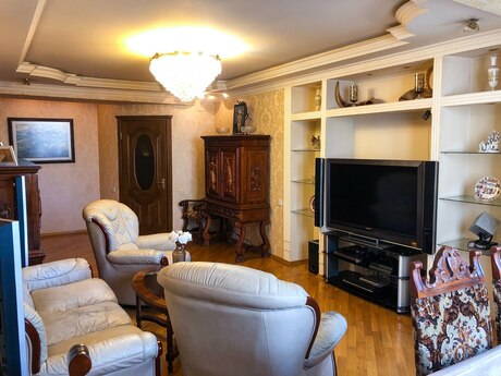 3-room apartment, 101 m², Sahil: 425 000 ₼ 2
