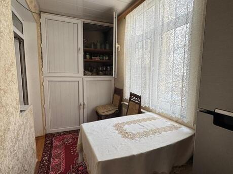 4 otaqlı köhnə tikili - 8-ci kilometr q. - 85 m²