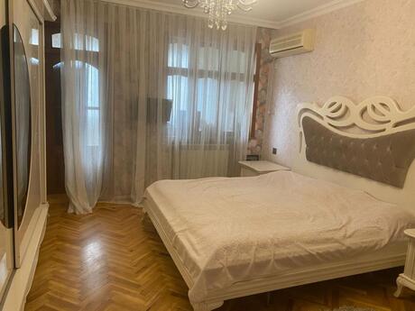 4 otaqlı köhnə tikili - Binəqədi r. - 110 m²