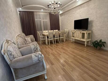 Elan №5973622 - Bakı, Memar Əcəmi m., 3 otaqlı, 90 m², 16/17 mərtəbə