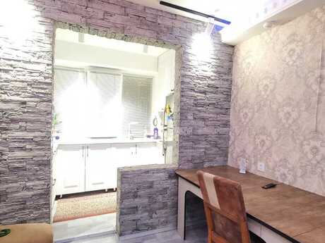 3 otaqlı köhnə tikili - Xətai r. - 70 m²
