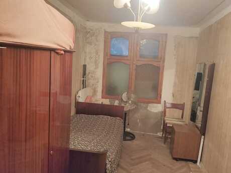 2 otaqlı köhnə tikili - Elmlər Akademiyası m. - 50 m²