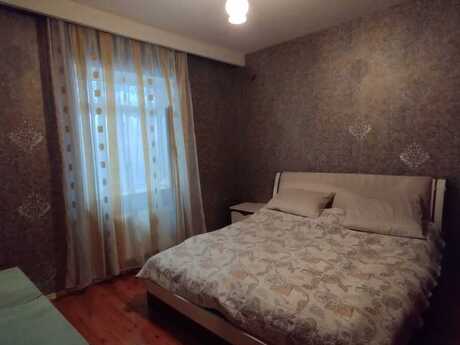 3 otaqlı həyət evi/bağ evi - Xırdalan - 84 m²