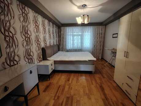 Объявление №5973941 - Баку, м. Иншаатчылар, 3-комн., 75 м², 4/5 этаж