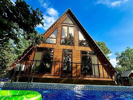 Satılır 3 otaqlı həyət evi/bağ evi 148 m², Qəbələ