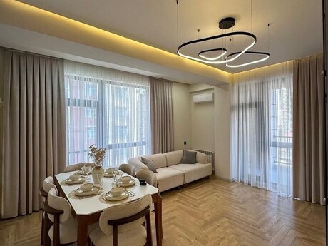 Elan №5973982 - Bakı, 28 May m., 2 otaqlı, 77 m², 4/11 mərtəbə