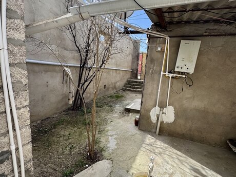 3 otaqlı həyət evi/bağ evi - Buzovna q. - 60 m²