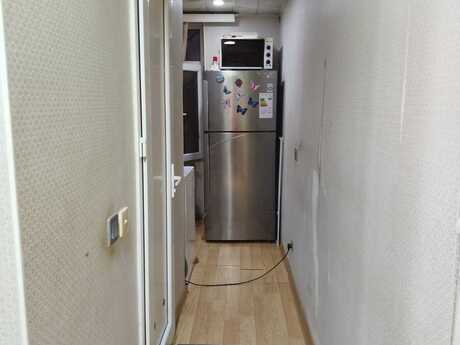 3 otaqlı köhnə tikili - Elmlər Akademiyası m. - 90 m²