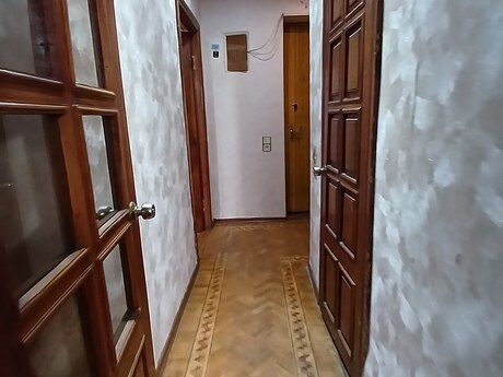 1 otaqlı köhnə tikili - Bakmil m. - 40 m²