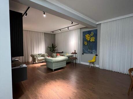 3 otaqlı yeni tikili - Ağ şəhər q. - 157 m²