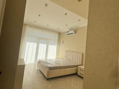 3 otaqlı yeni tikili - 28 May m. - 150 m²