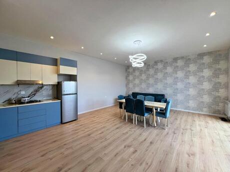 4 otaqlı həyət evi/bağ evi - Şüvəlan q. - 150 m²