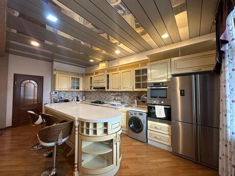 4 otaqlı yeni tikili - Gənclik m. - 210 m²