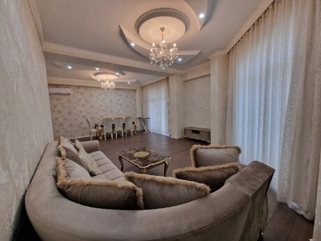 Elan №5974013 - Bakı, Ağ şəhər q., 3 otaqlı, 135 m², 3/7 mərtəbə