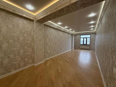3-room apartment, 151 m², 8 Noyabr: 405 000 ₼ 2