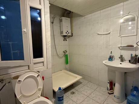 5 otaqlı köhnə tikili - Həzi Aslanov m. - 120 m²