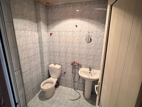 3 otaqlı həyət evi/bağ evi - Keşlə q. - 95 m²